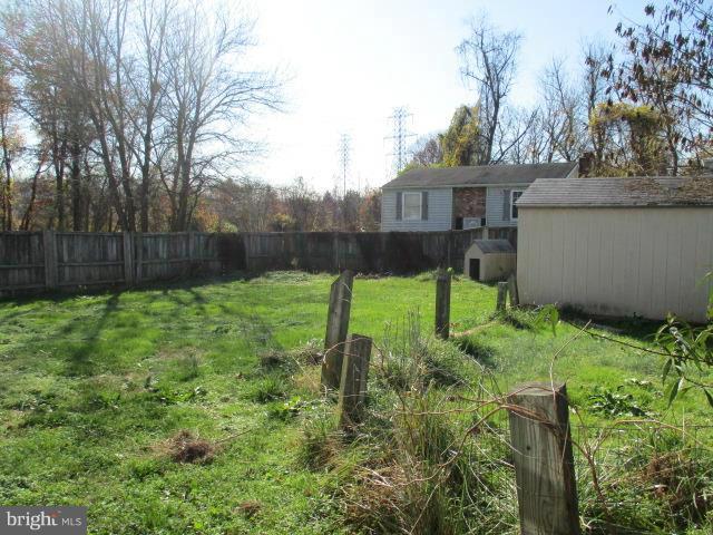 SHANNON SQUARE - Residential