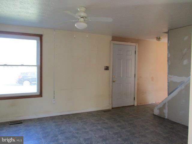 SHANNON SQUARE - Residential