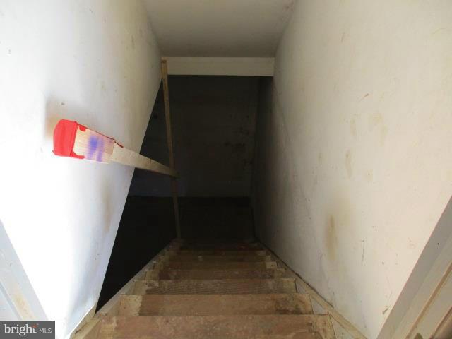 SHANNON SQUARE - Residential