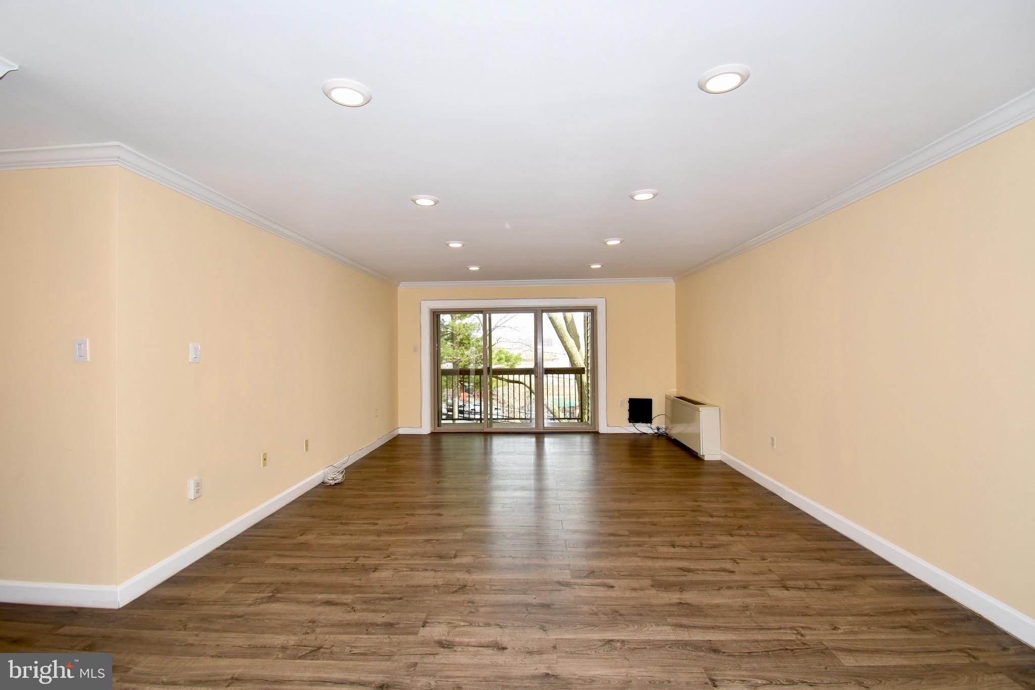 WEST SPRING - Residential Lease