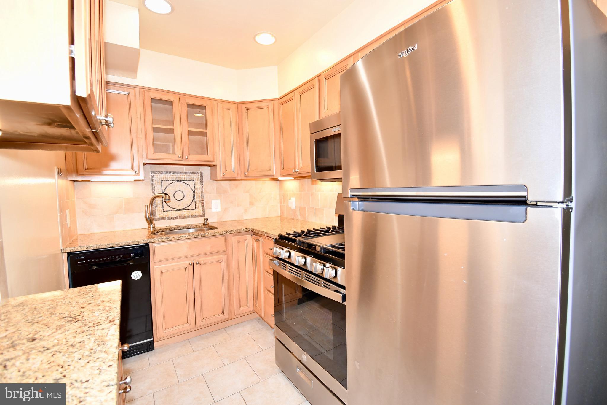 WEST SPRING - Residential Lease