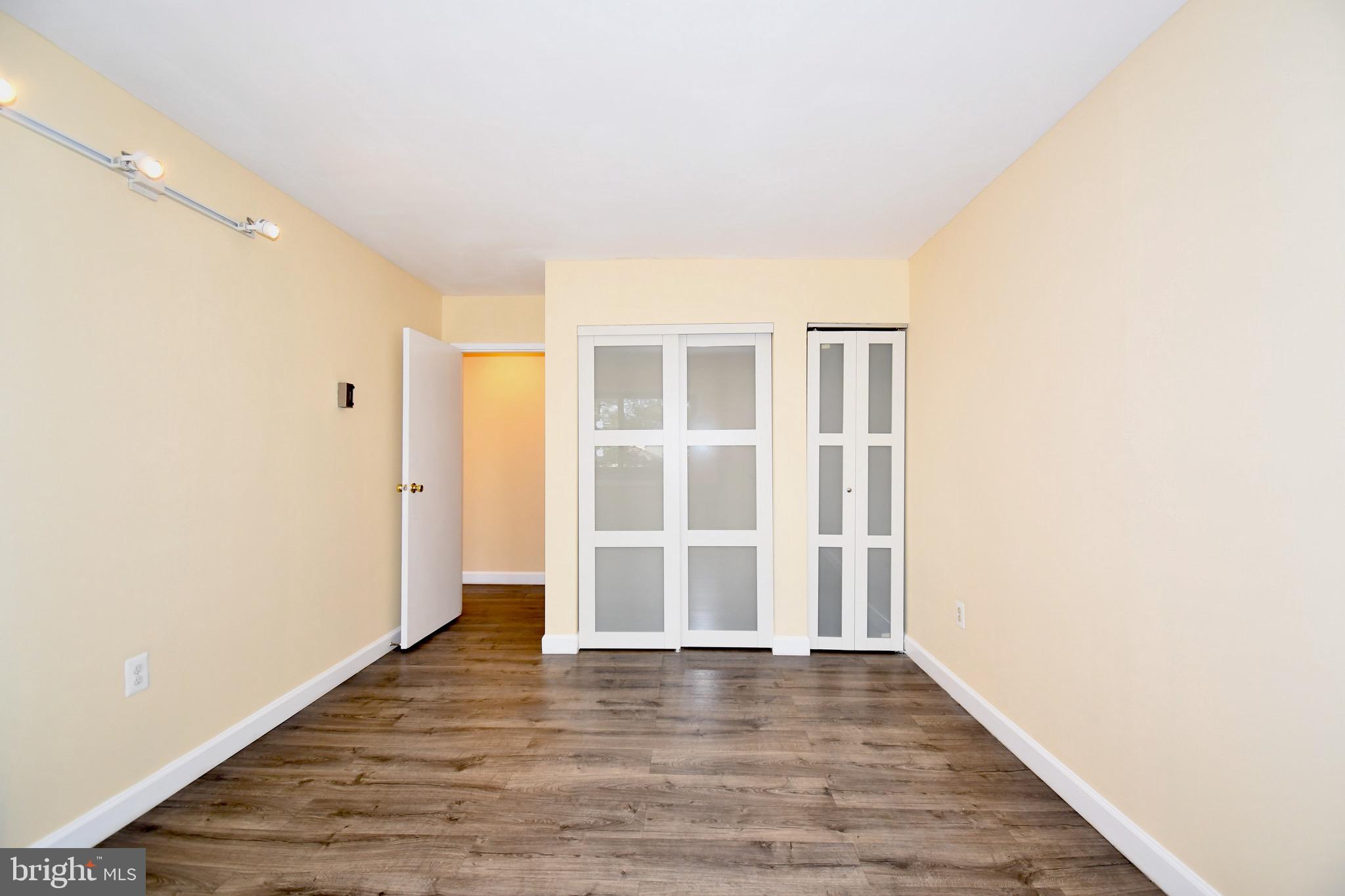 WEST SPRING - Residential Lease