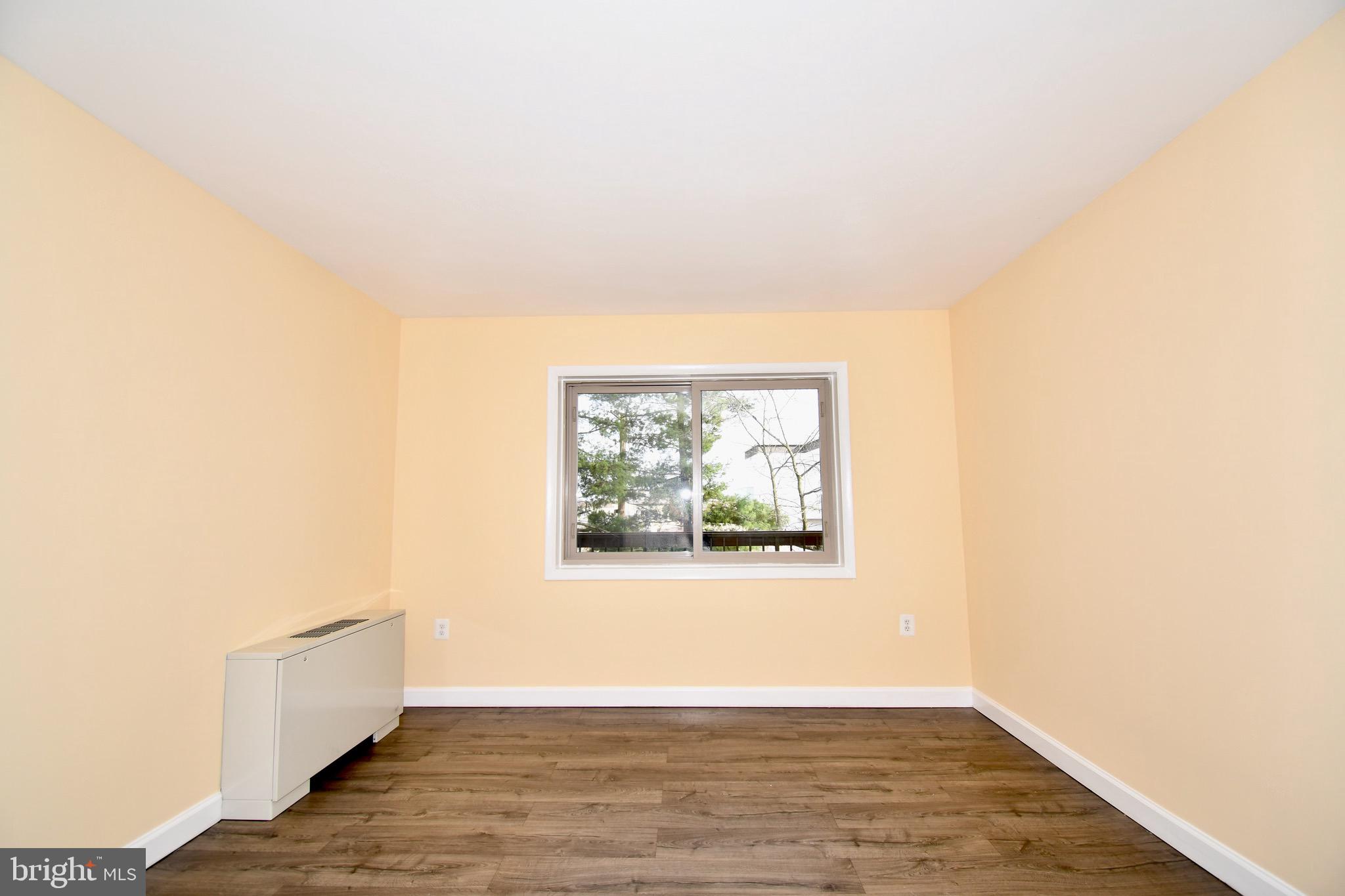 WEST SPRING - Residential Lease