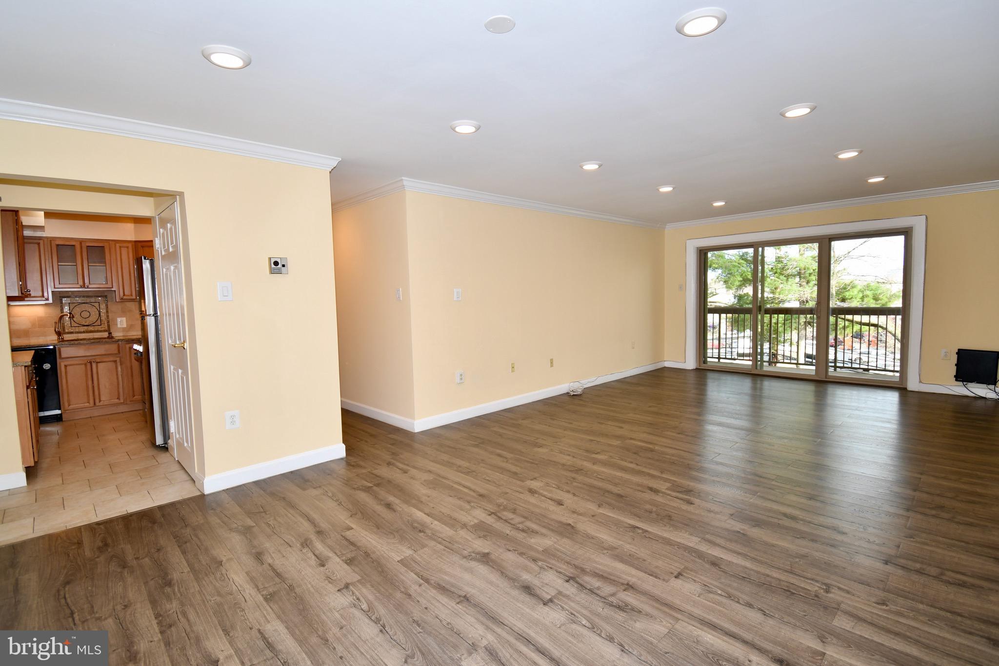 WEST SPRING - Residential Lease