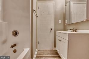 CHARLES VILLAGE - Residential Lease