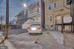 CHARLES VILLAGE - Residential Lease