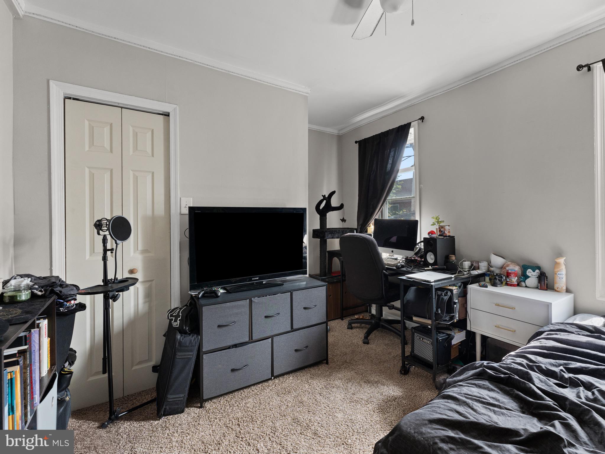 POINT BREEZE - Residential