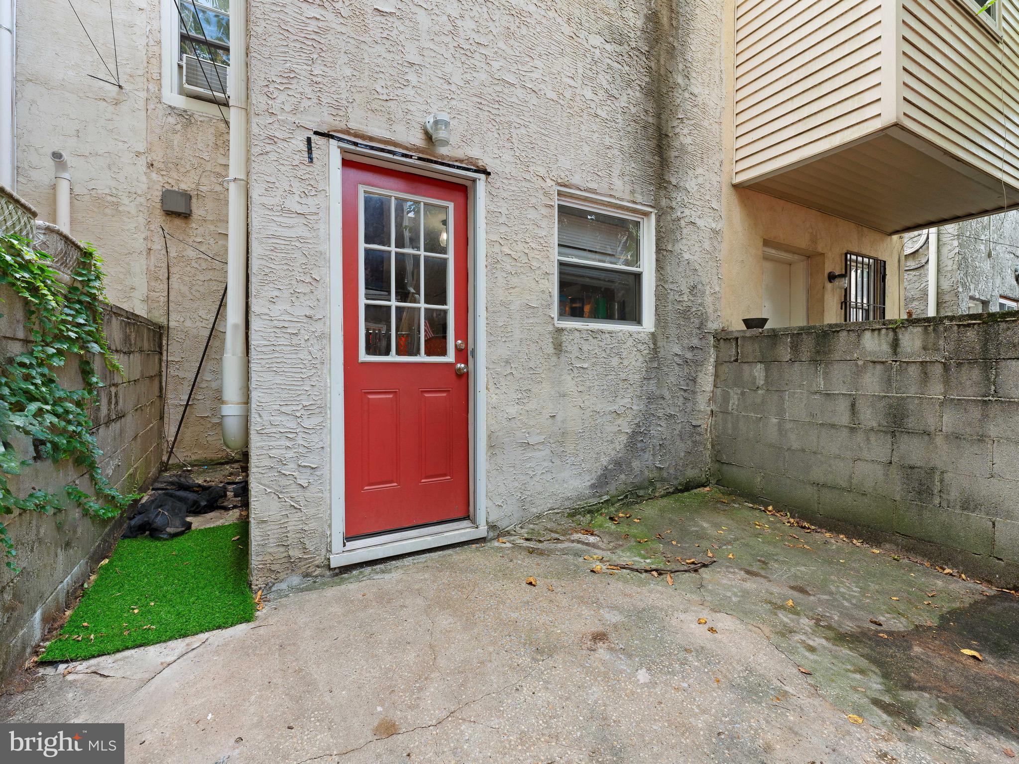 POINT BREEZE - Residential