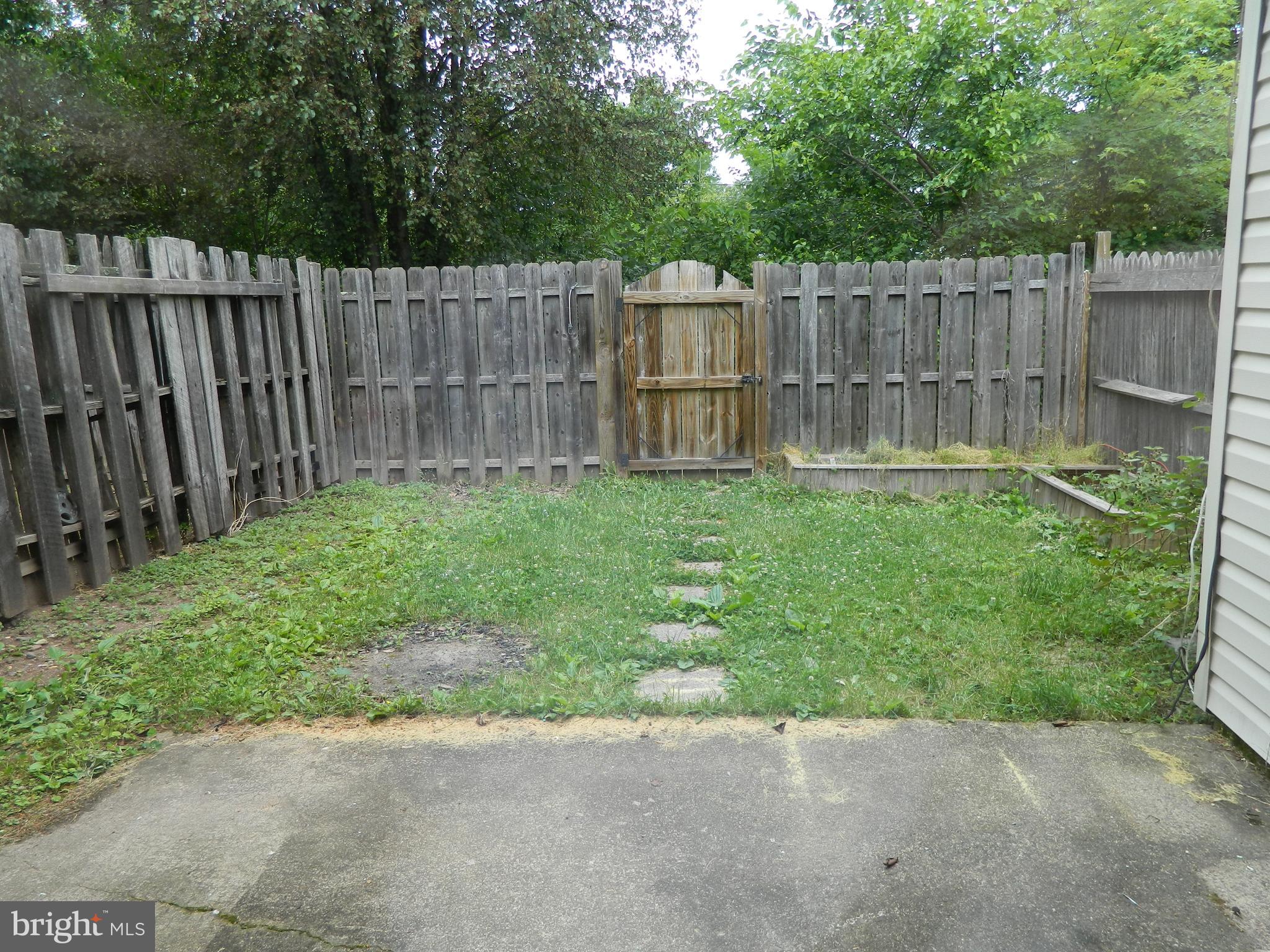 IRONGATE II - Residential Lease