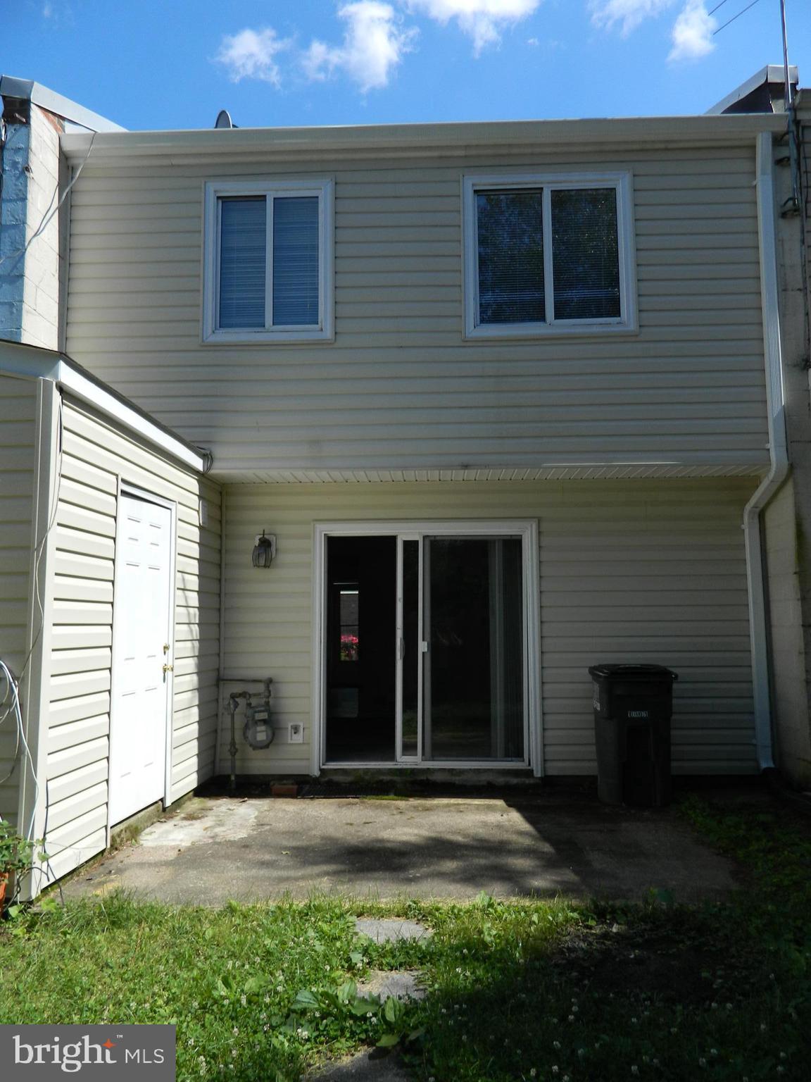 IRONGATE II - Residential Lease