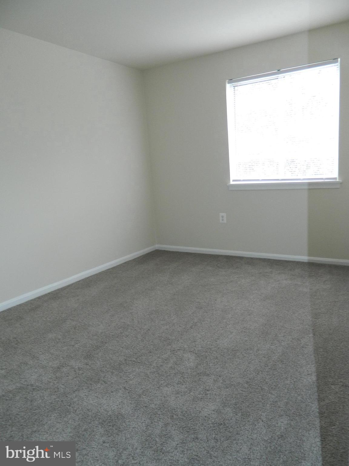 IRONGATE II - Residential Lease