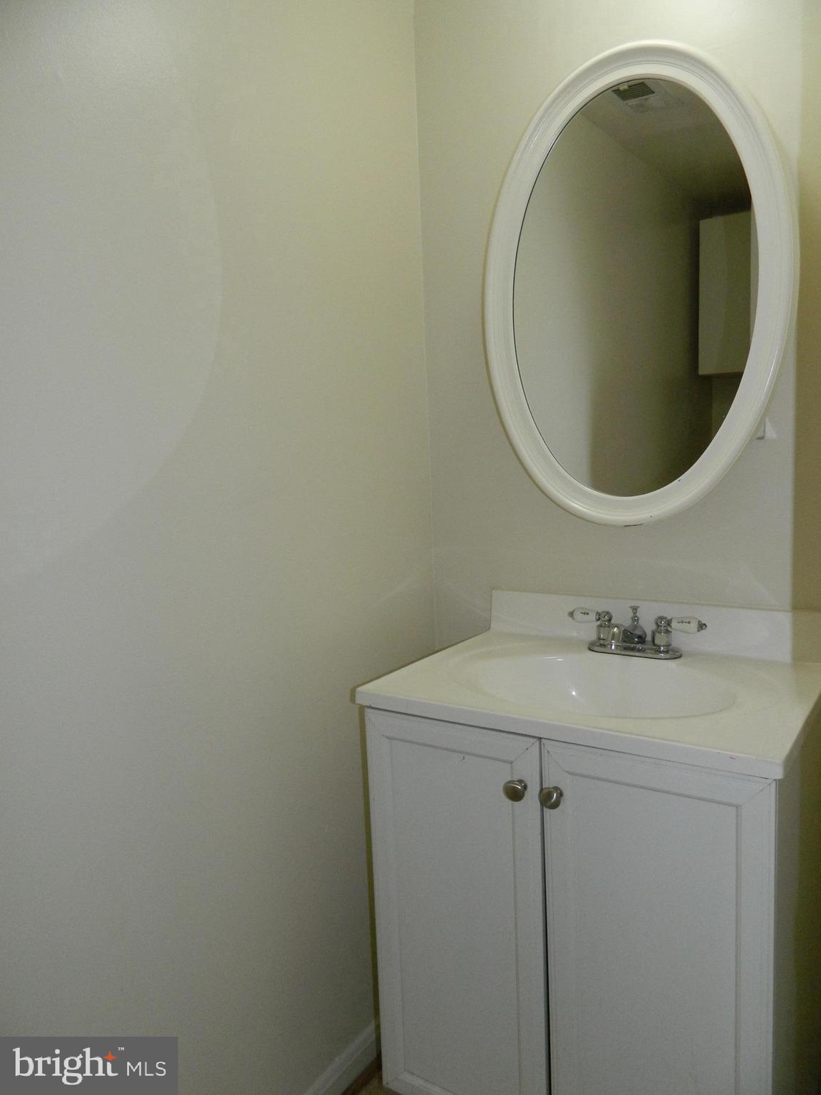 IRONGATE II - Residential Lease