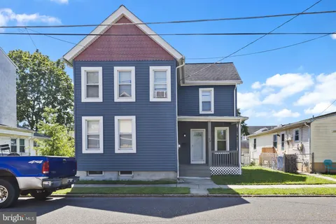 28 W 3rd Street, Florence, NJ MLS: NJBL2095628
