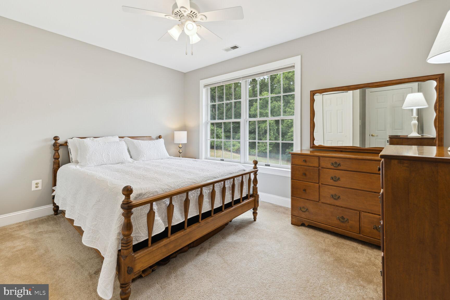 MANOR FIELDS - Residential