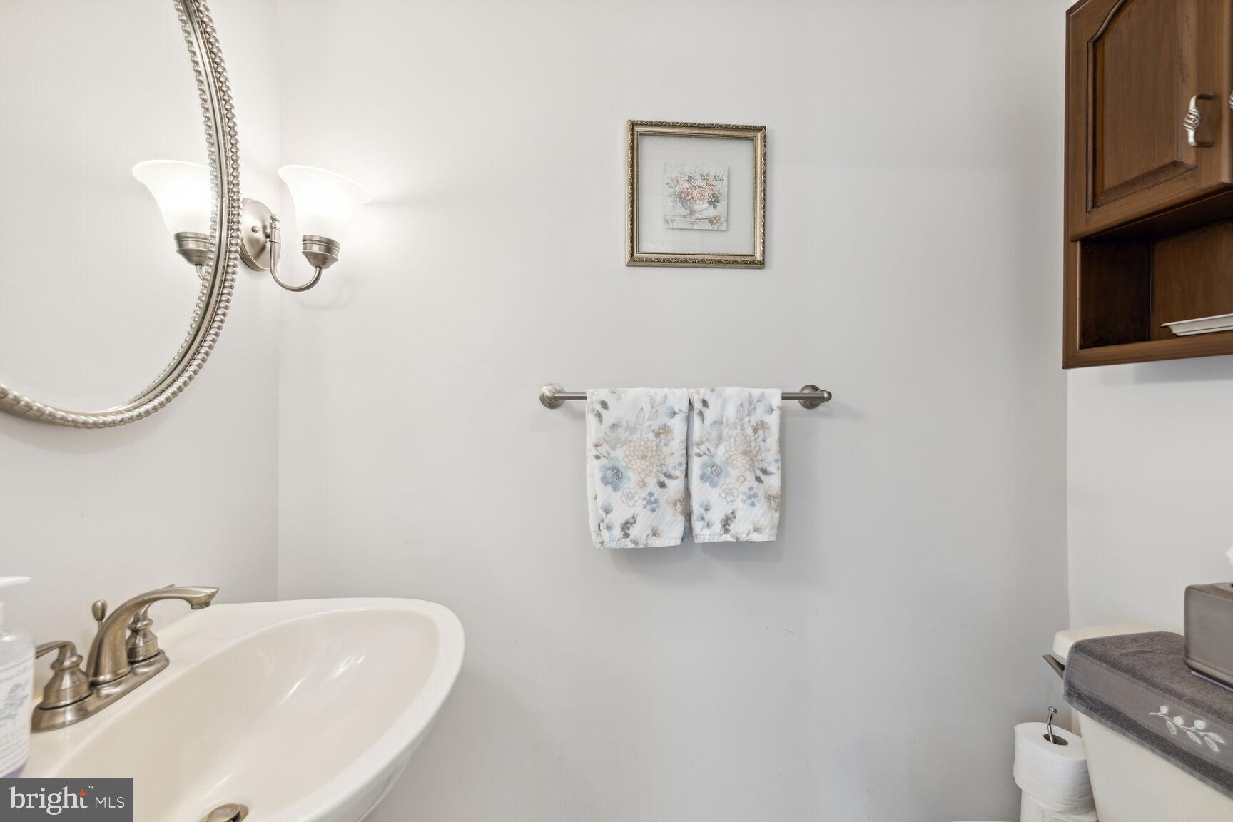 MANOR FIELDS - Residential