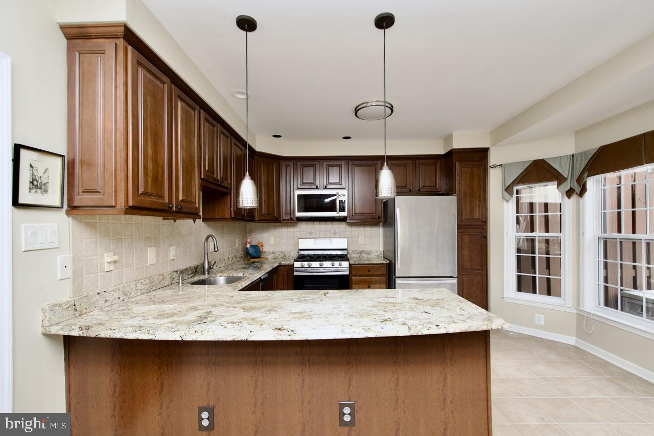 KINGSTOWNE - Residential