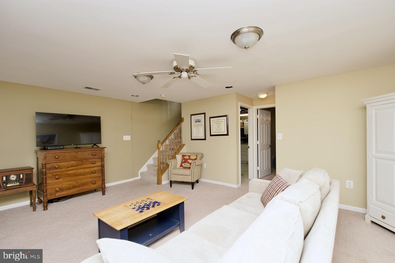 KINGSTOWNE - Residential