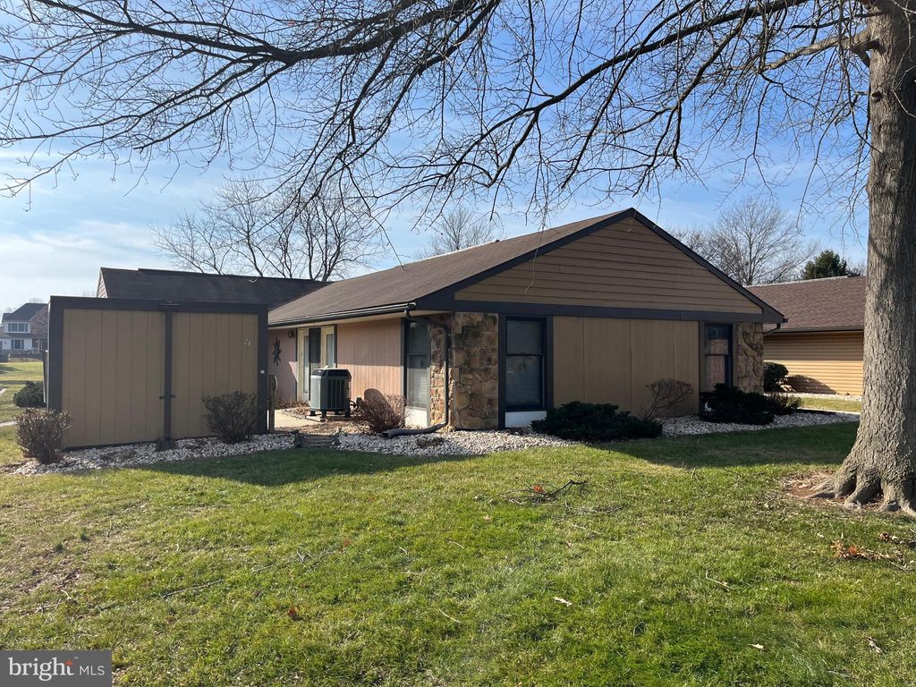 Photo of 21 Abbey Ct, CARLISLE, PA 17015 (MLS # PACB2051030)