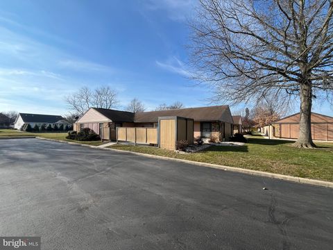 21 ABBEY COURT CARLISLE PA 17015