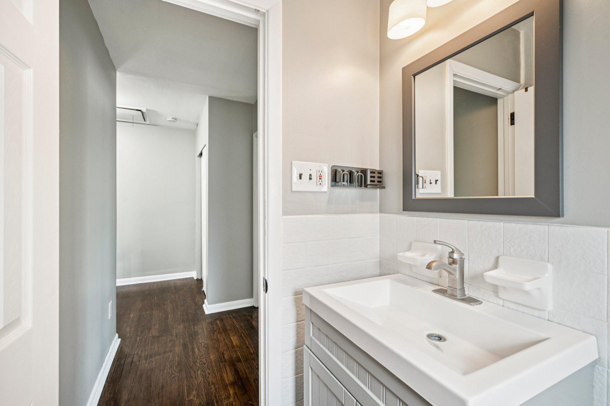 WILDMAN ARMS - Residential