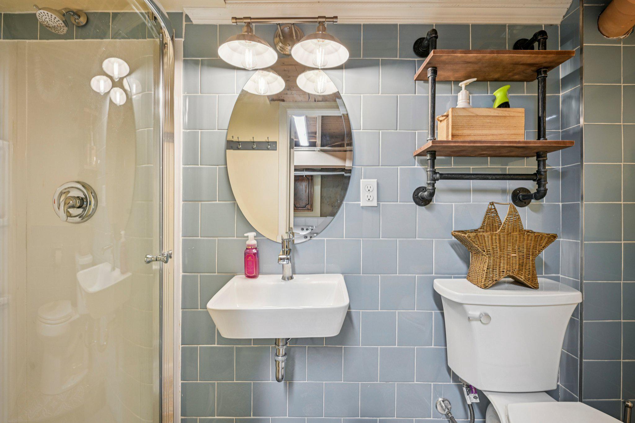 WILDMAN ARMS - Residential