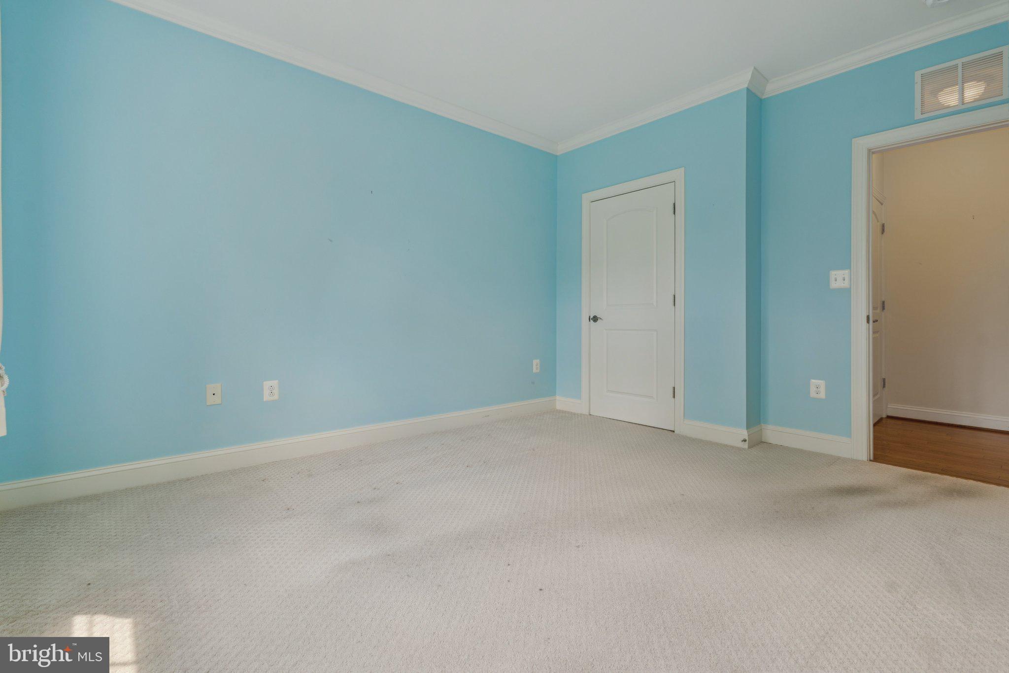 MACPHAIL WOODS - Residential