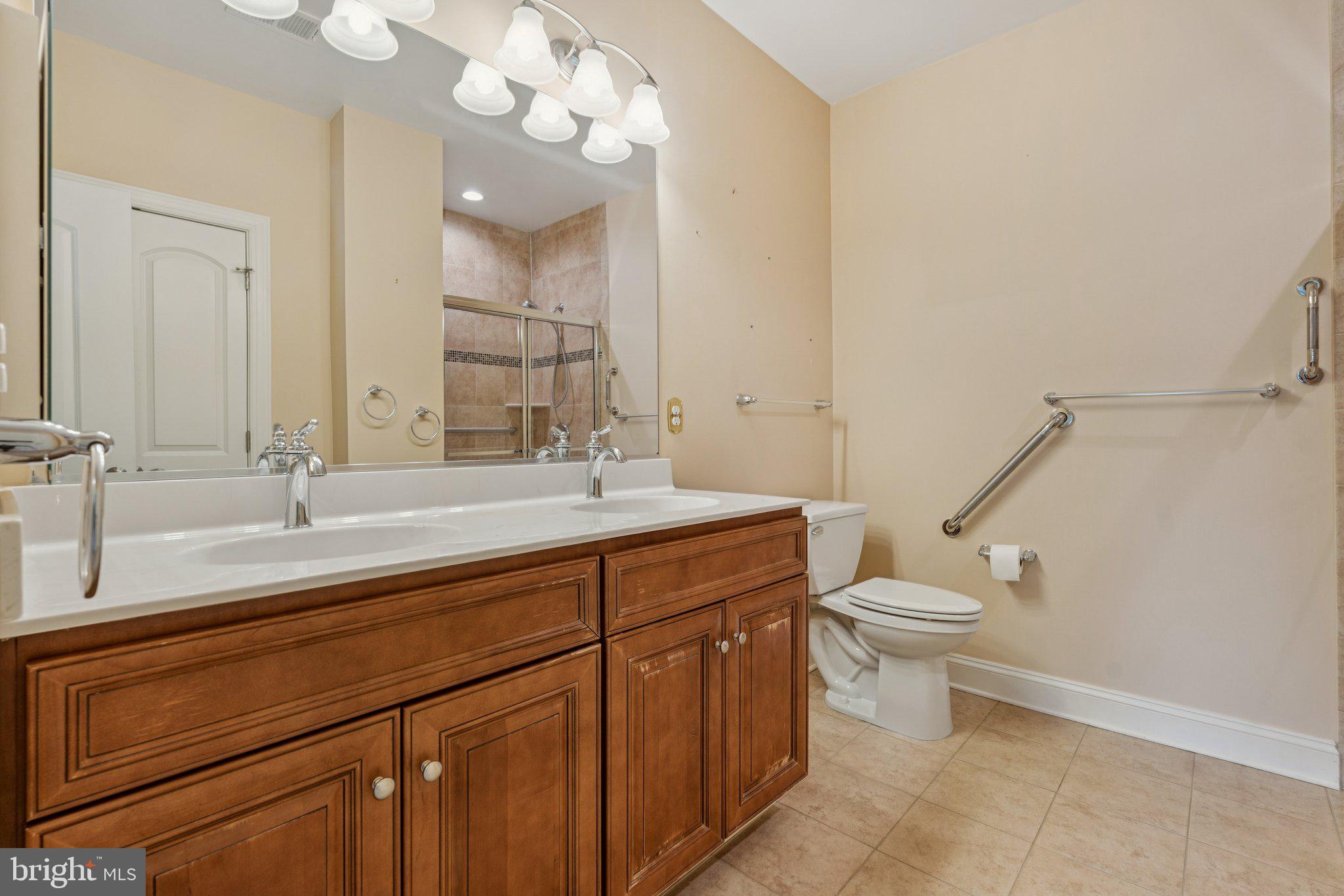 MACPHAIL WOODS - Residential