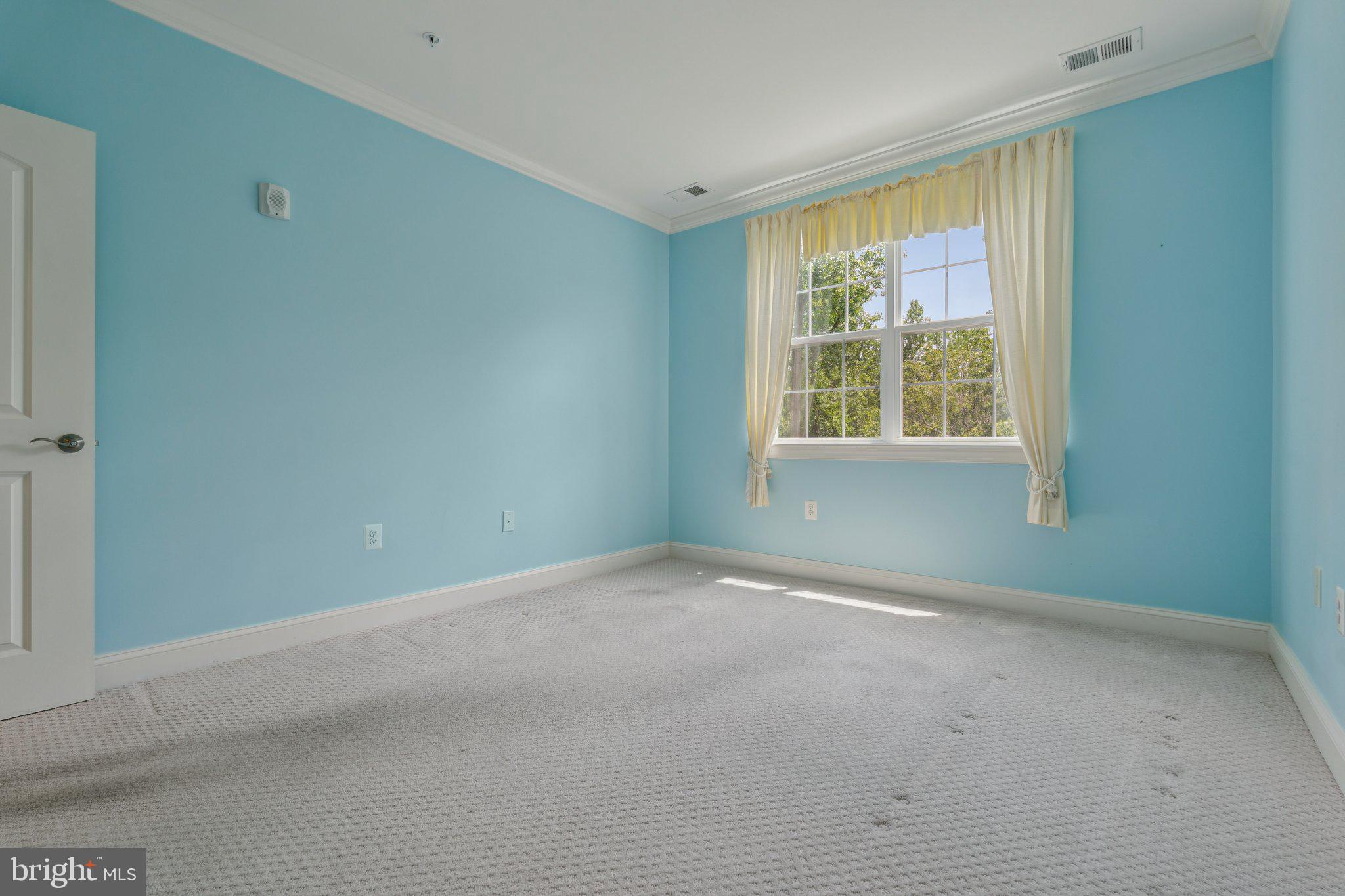 MACPHAIL WOODS - Residential