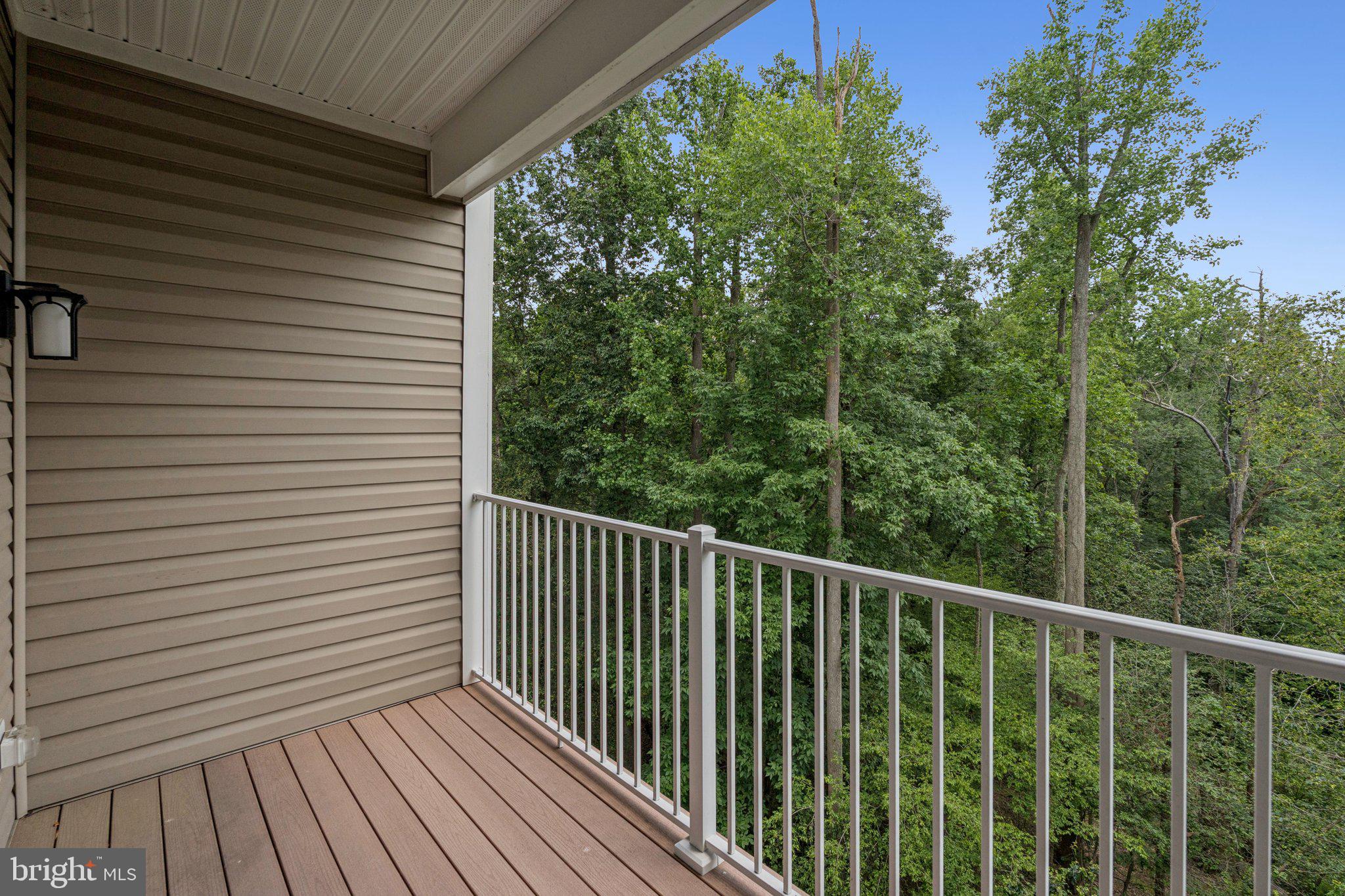 MACPHAIL WOODS - Residential