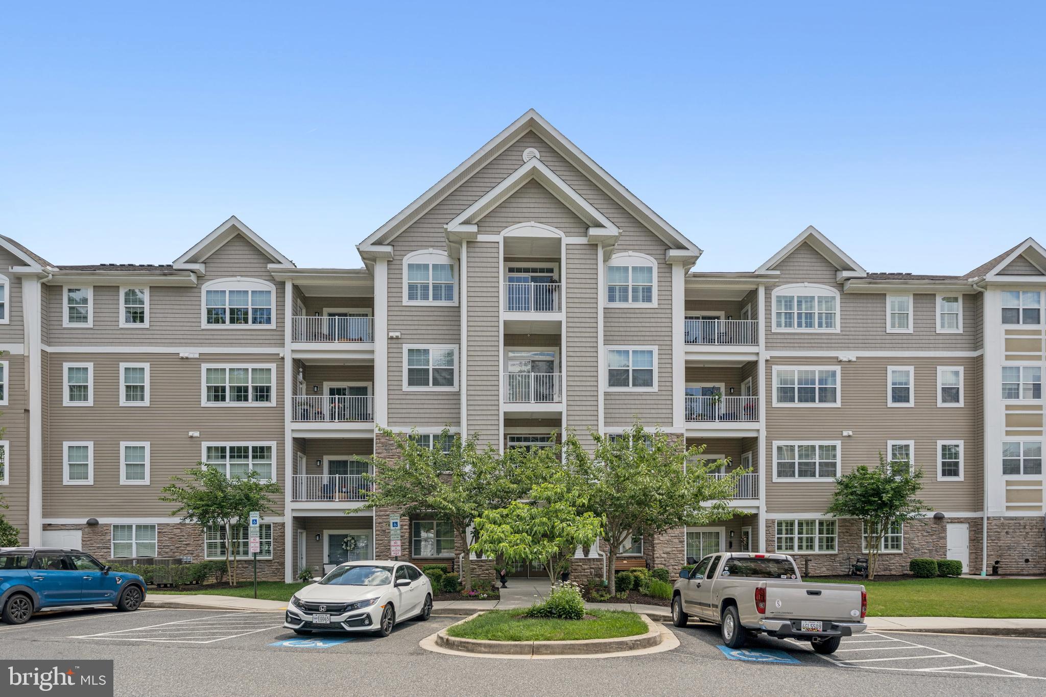 901 MACPHAIL WOODS CROSSING 3F