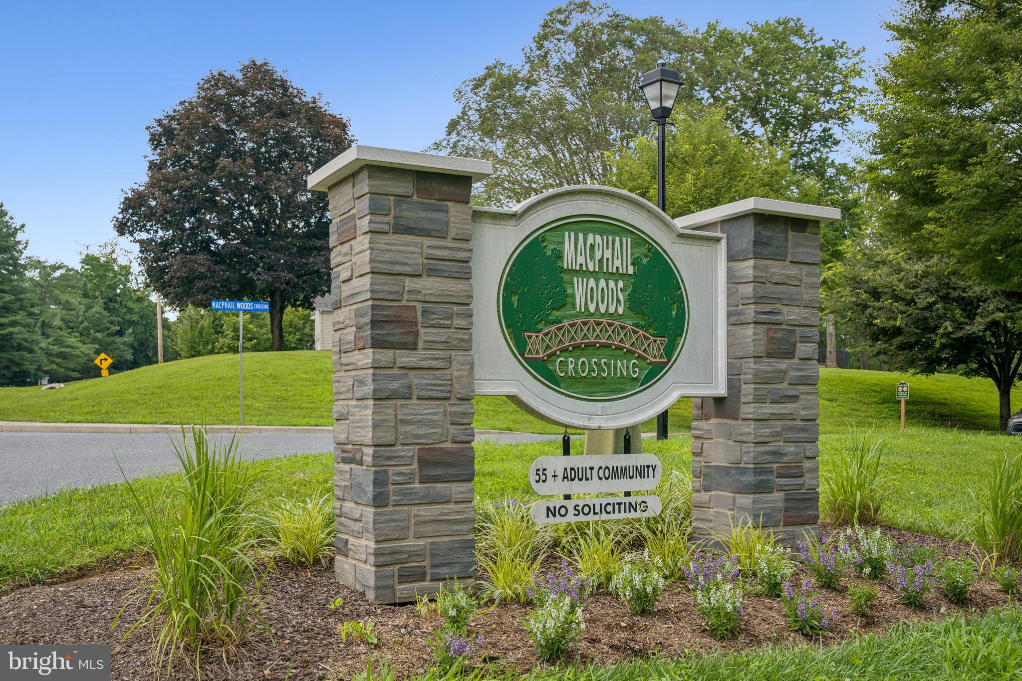 MACPHAIL WOODS - Residential