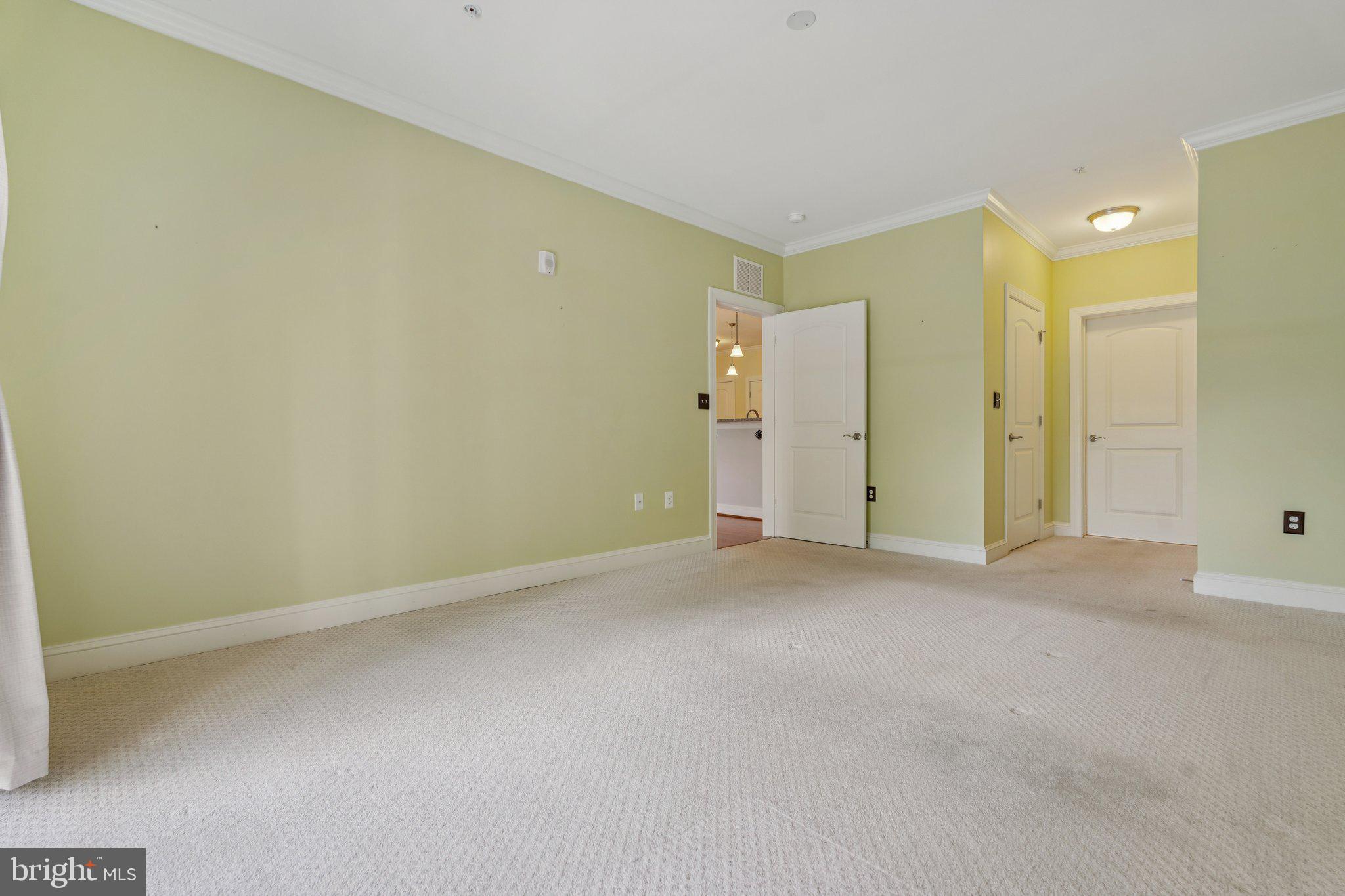 MACPHAIL WOODS - Residential