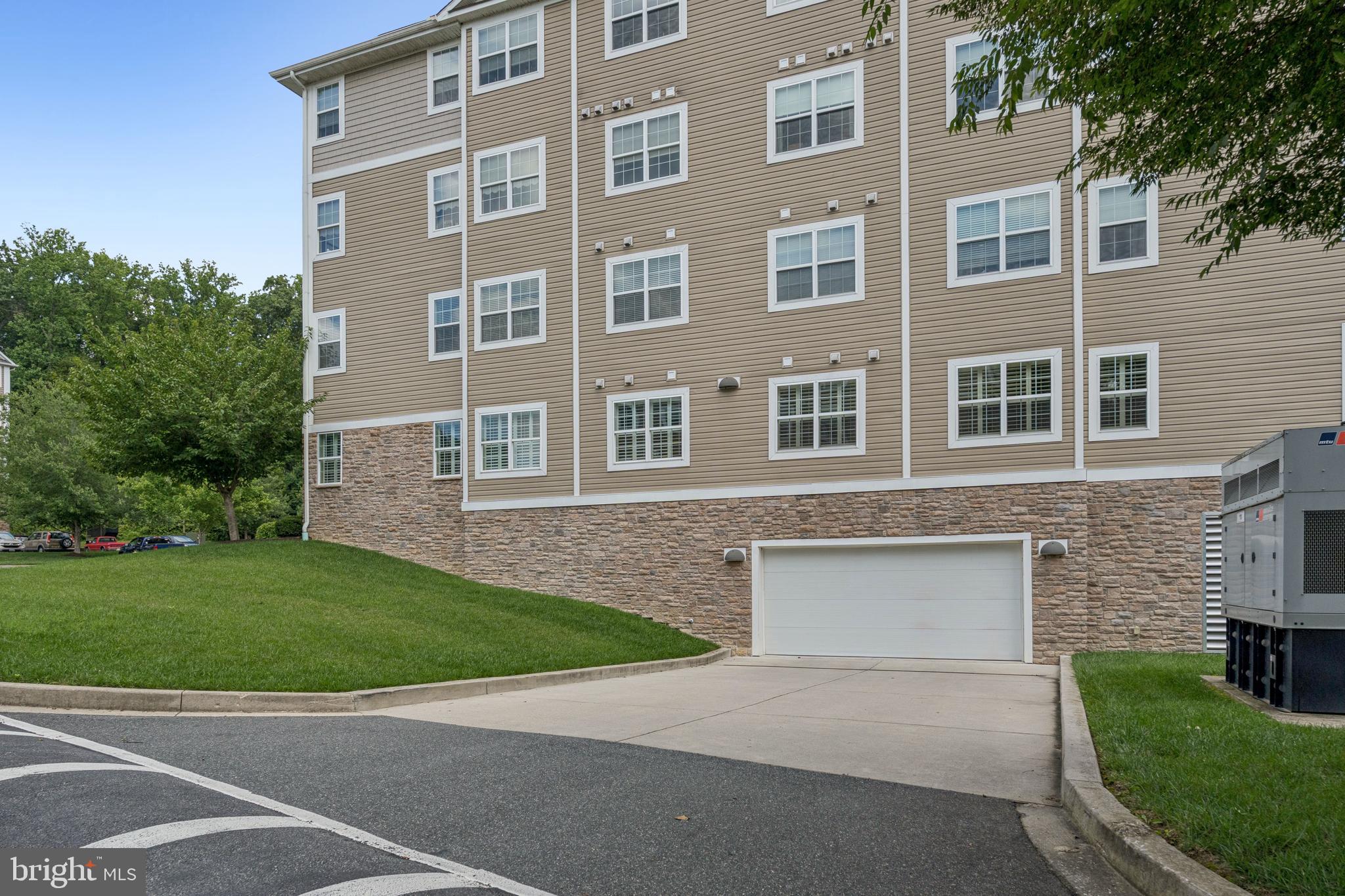 MACPHAIL WOODS - Residential