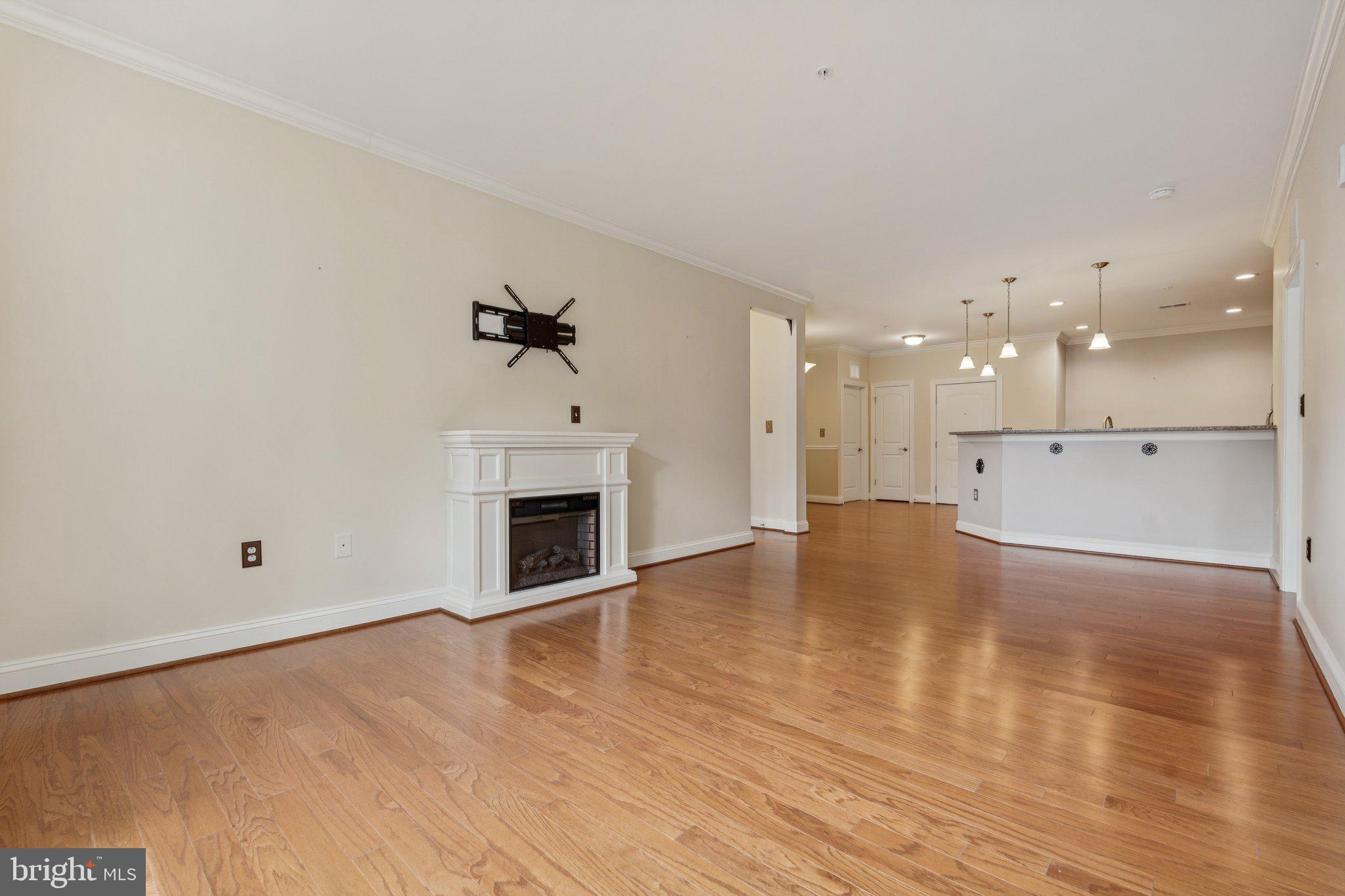 MACPHAIL WOODS - Residential