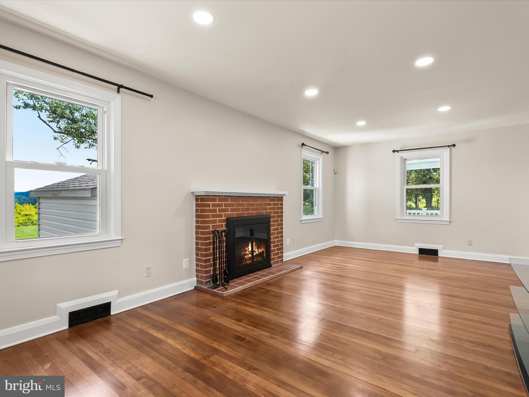 GREENSPRING VALLEY - Residential