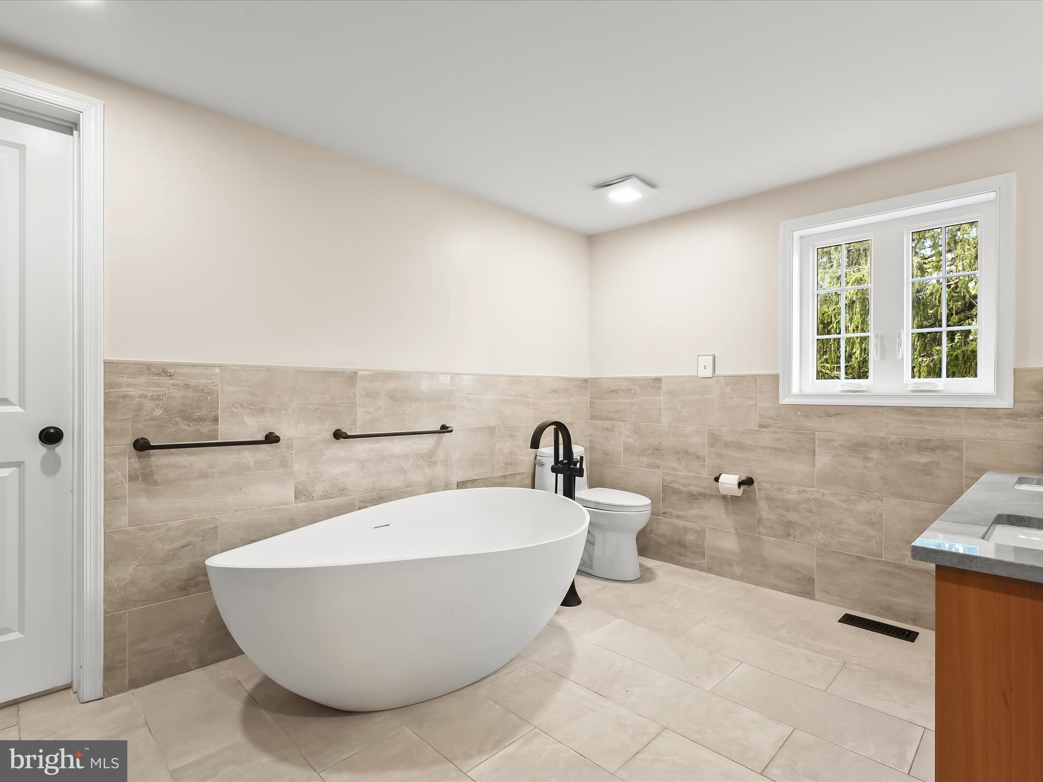 GREENSPRING VALLEY - Residential