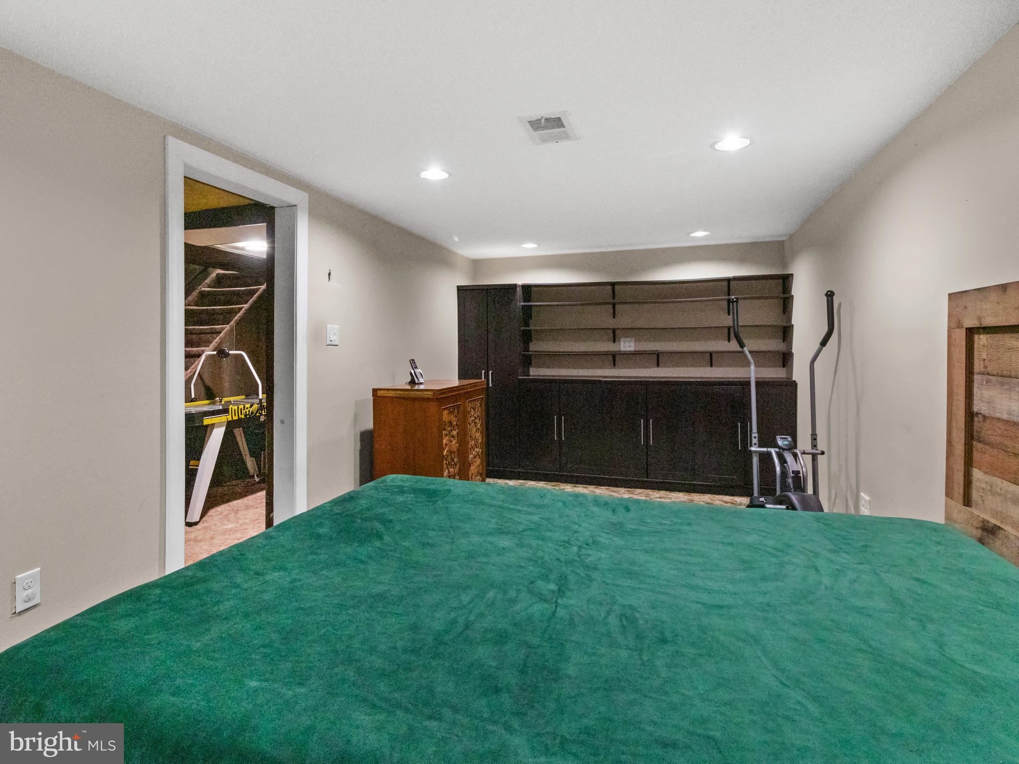 MILLBROOK - Residential