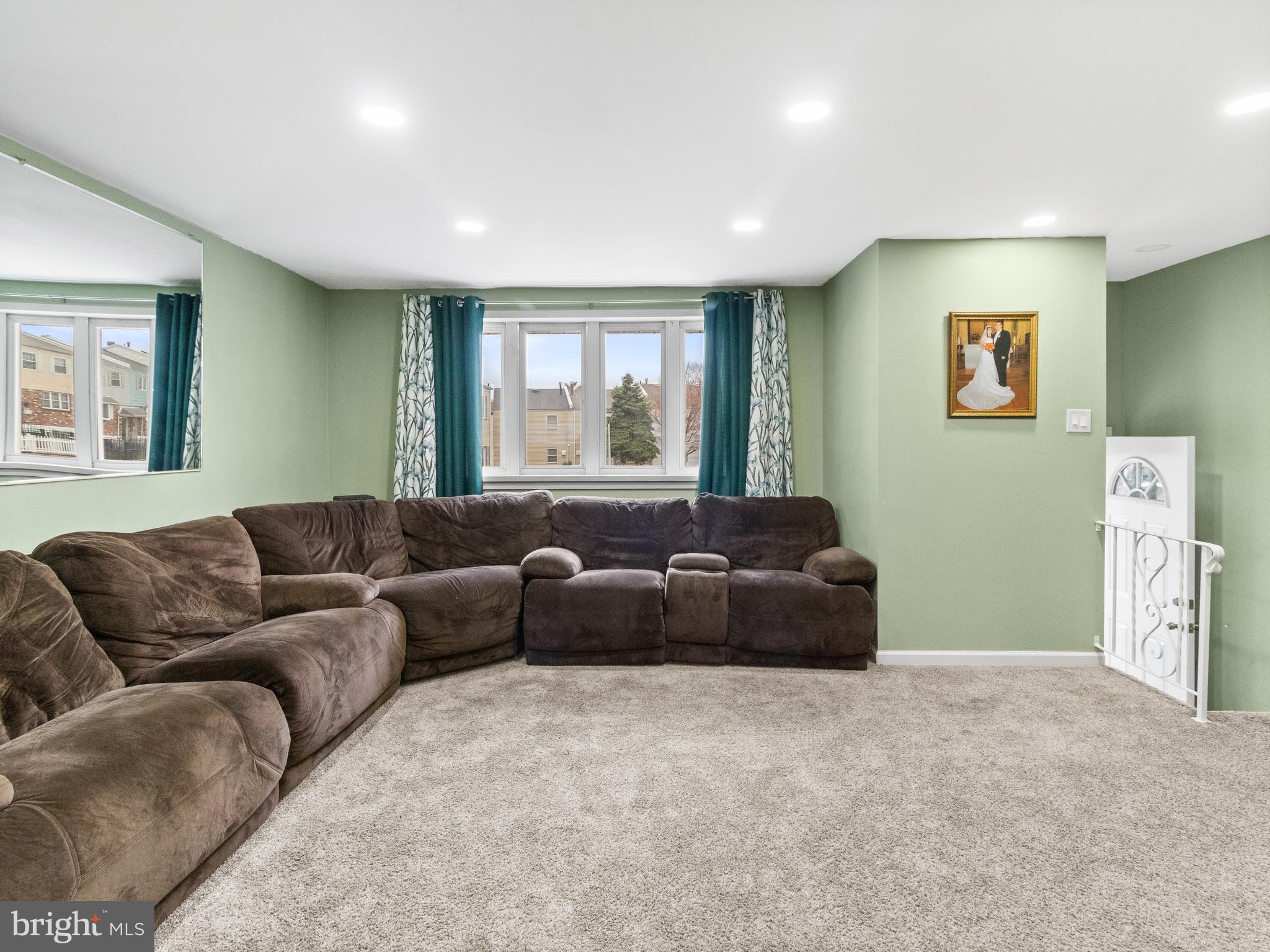 MILLBROOK - Residential