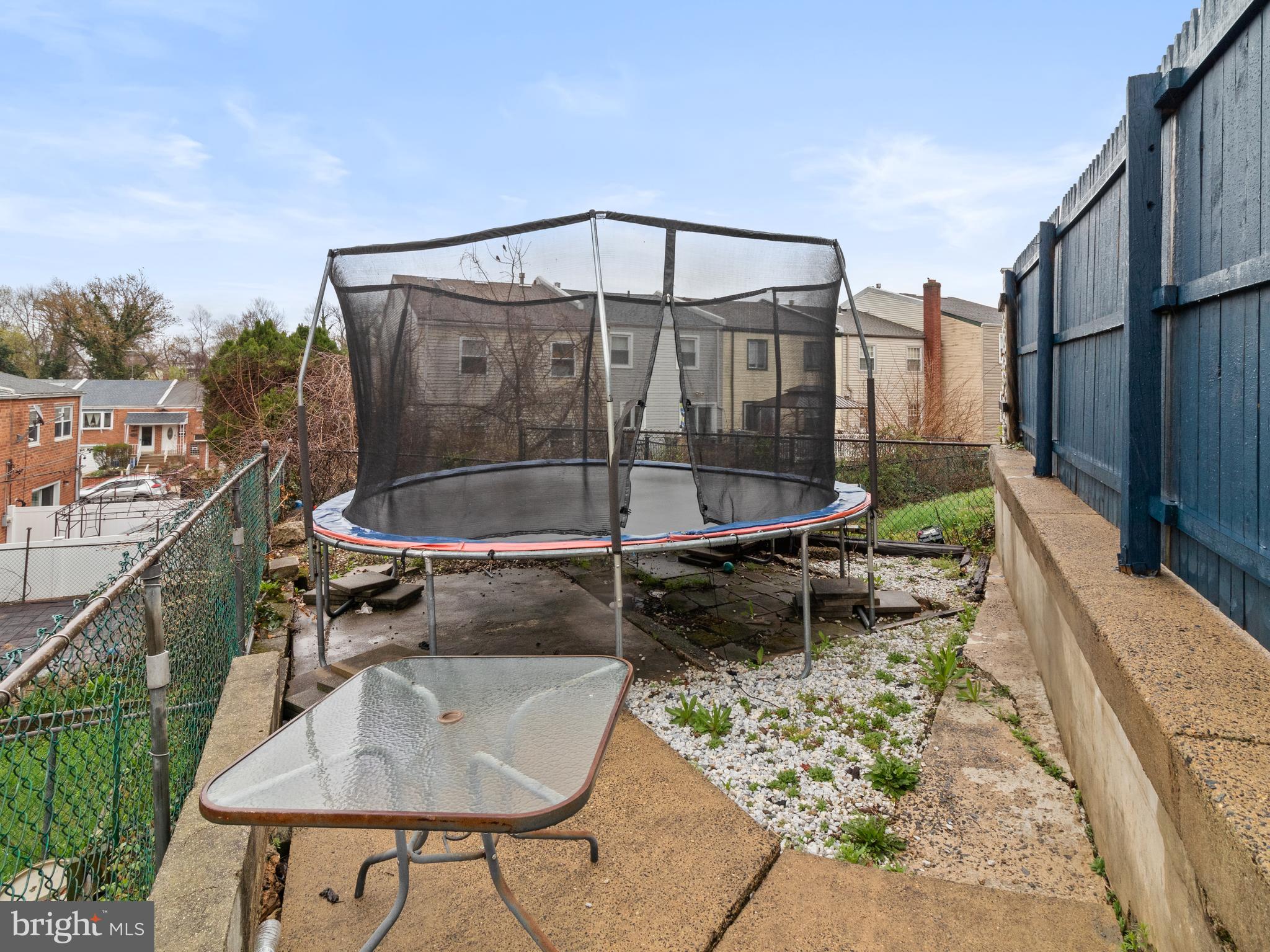 MILLBROOK - Residential