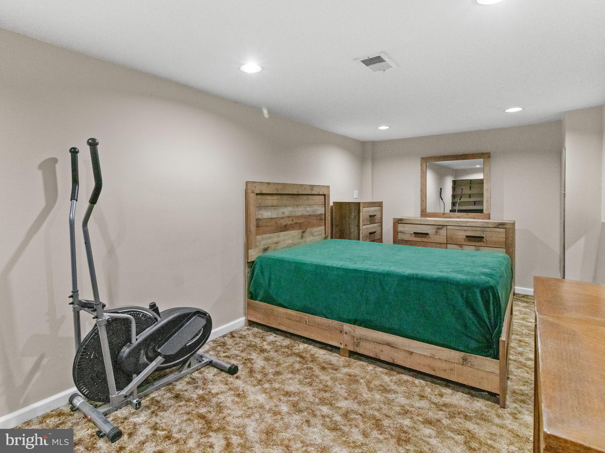 MILLBROOK - Residential