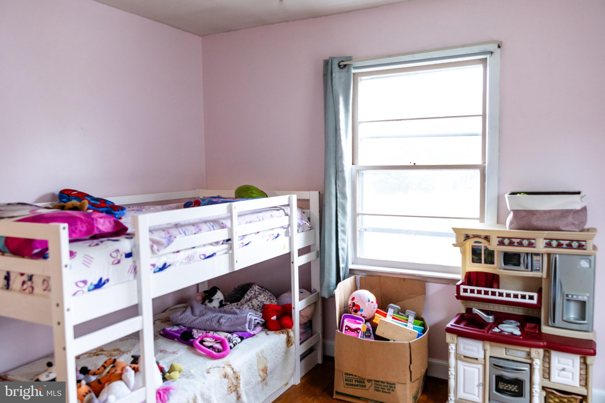 HAGERSTOWN - Residential