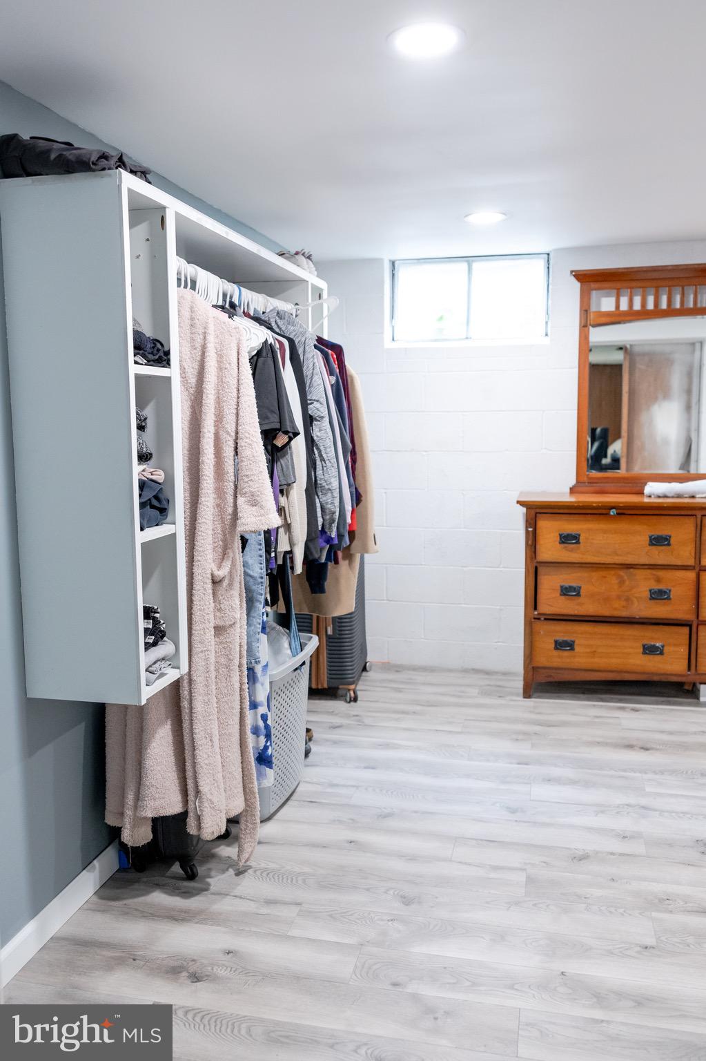 HAGERSTOWN - Residential