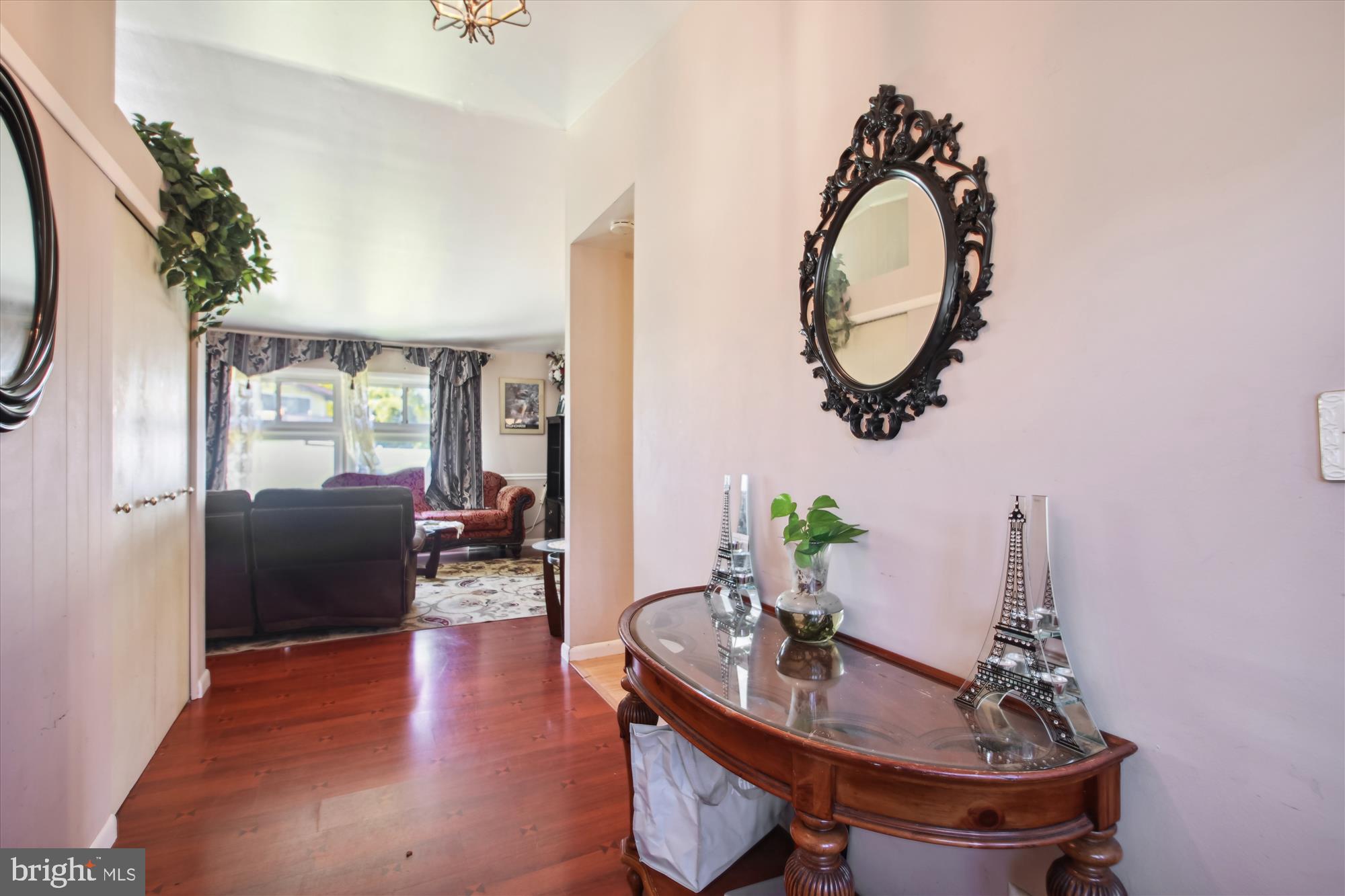 SCOTTS HILL - Residential