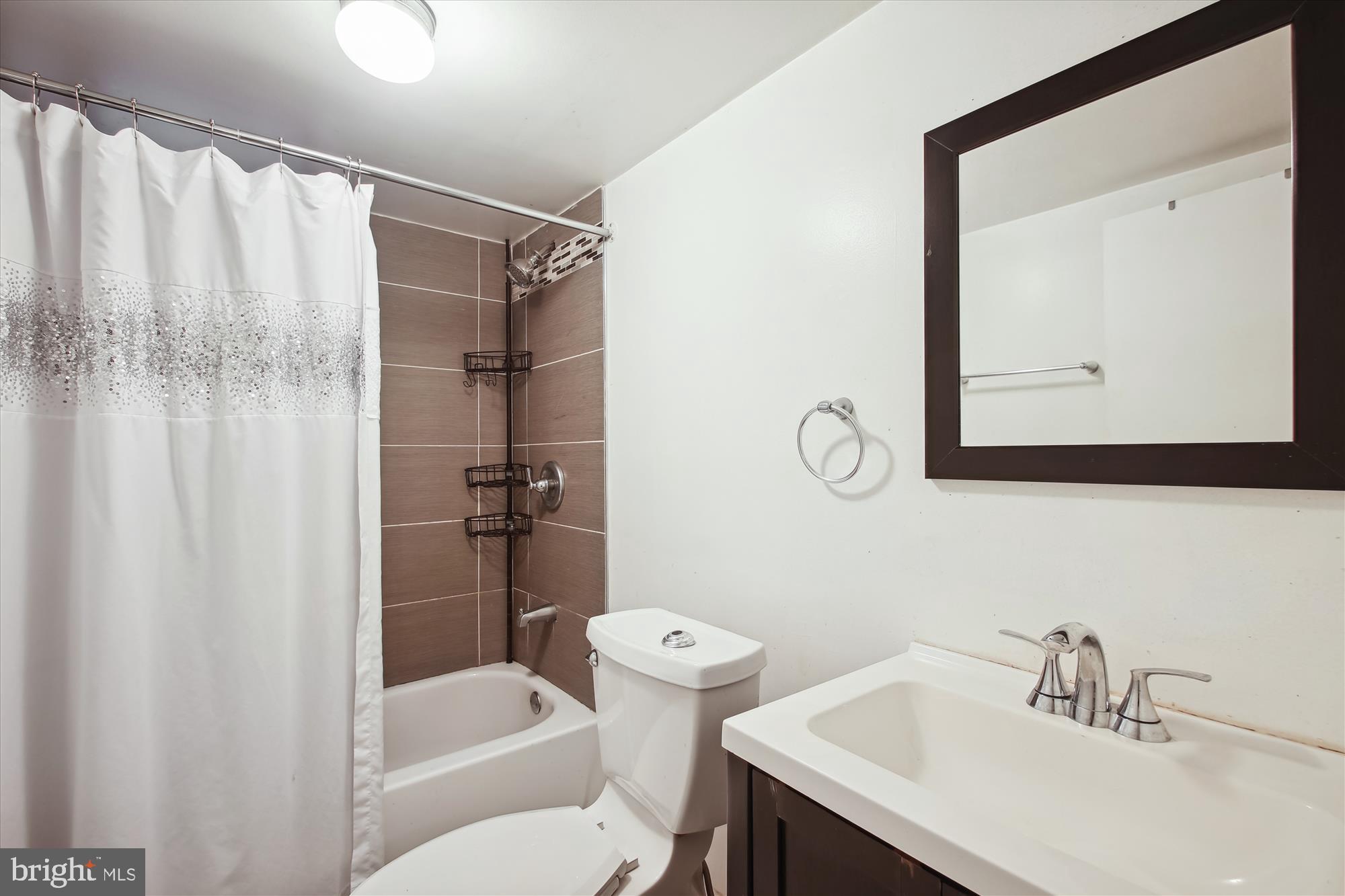 SCOTTS HILL - Residential