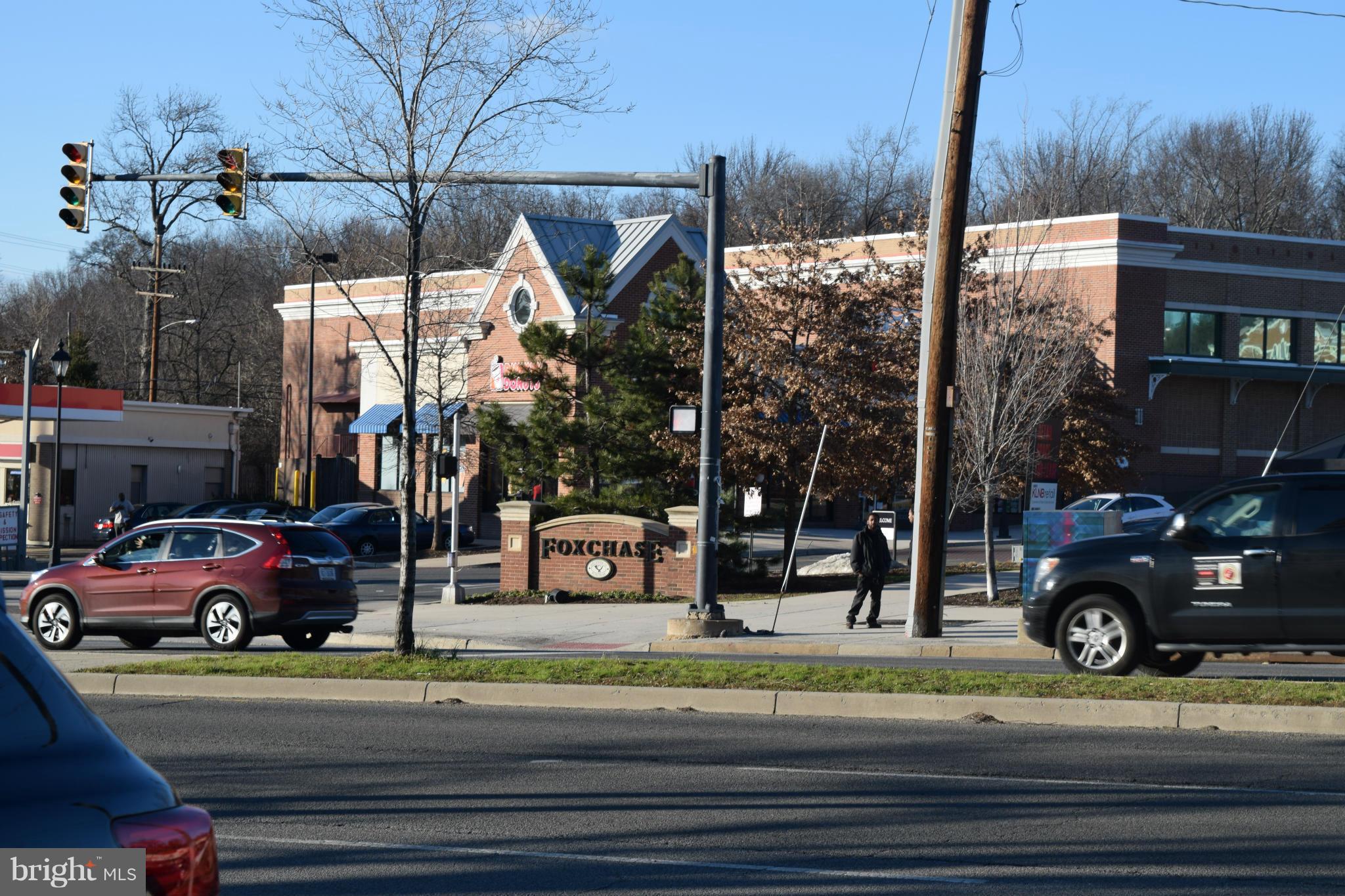 FORTY SIX HUNDRED - Residential