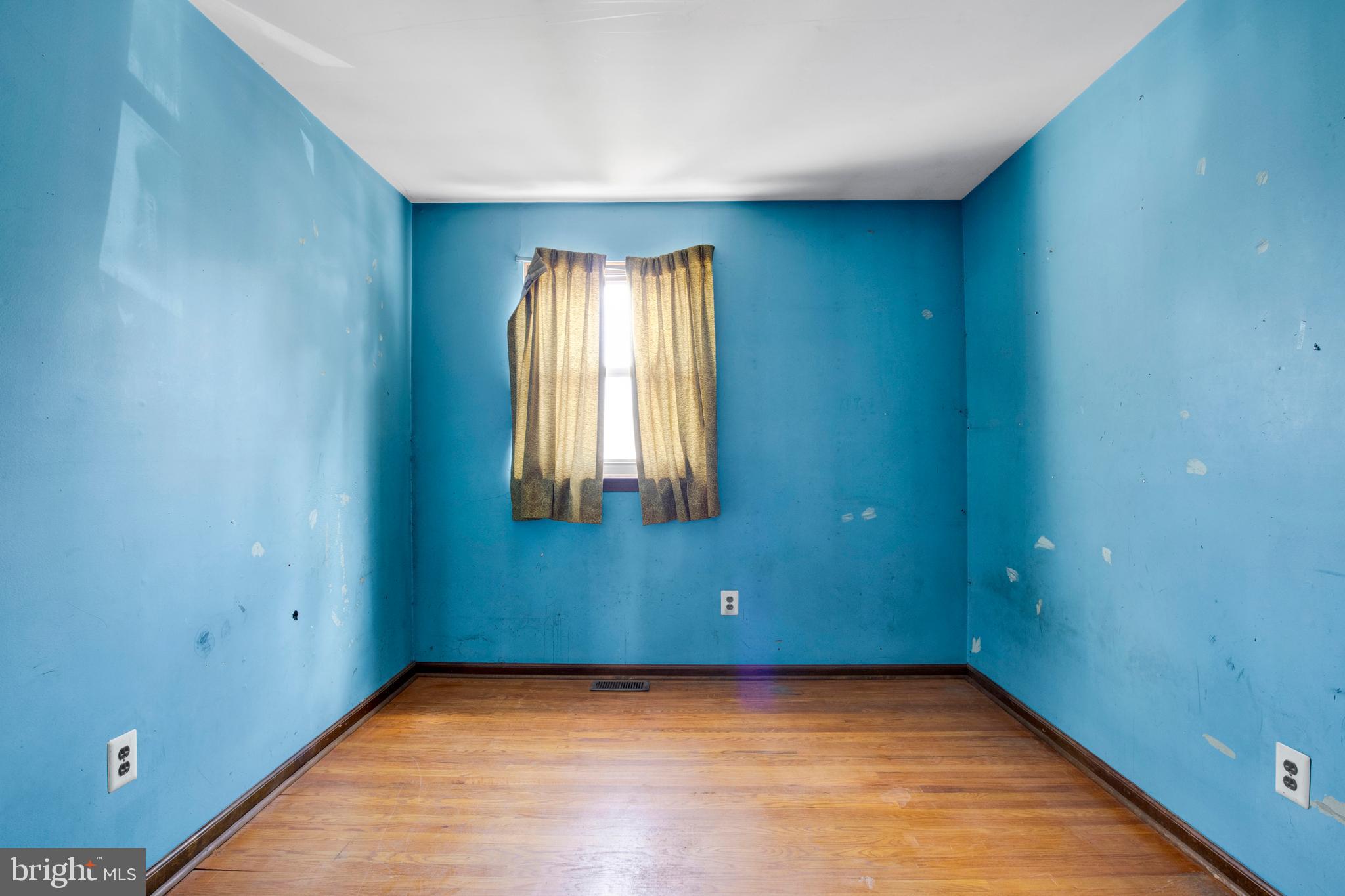 ORCHARD COURTS - Residential