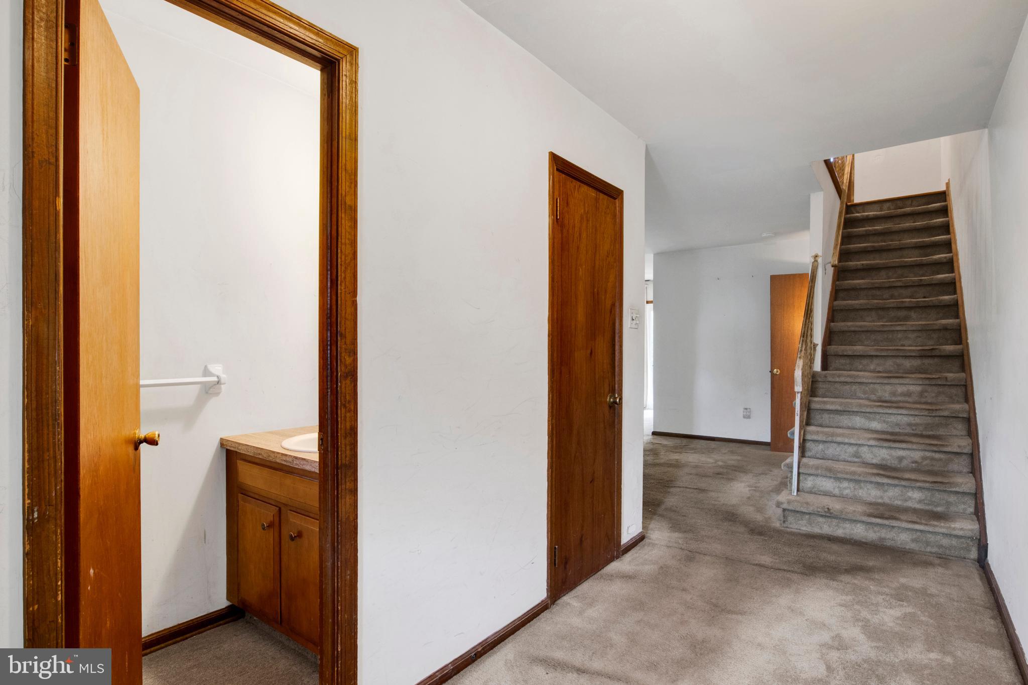 ORCHARD COURTS - Residential