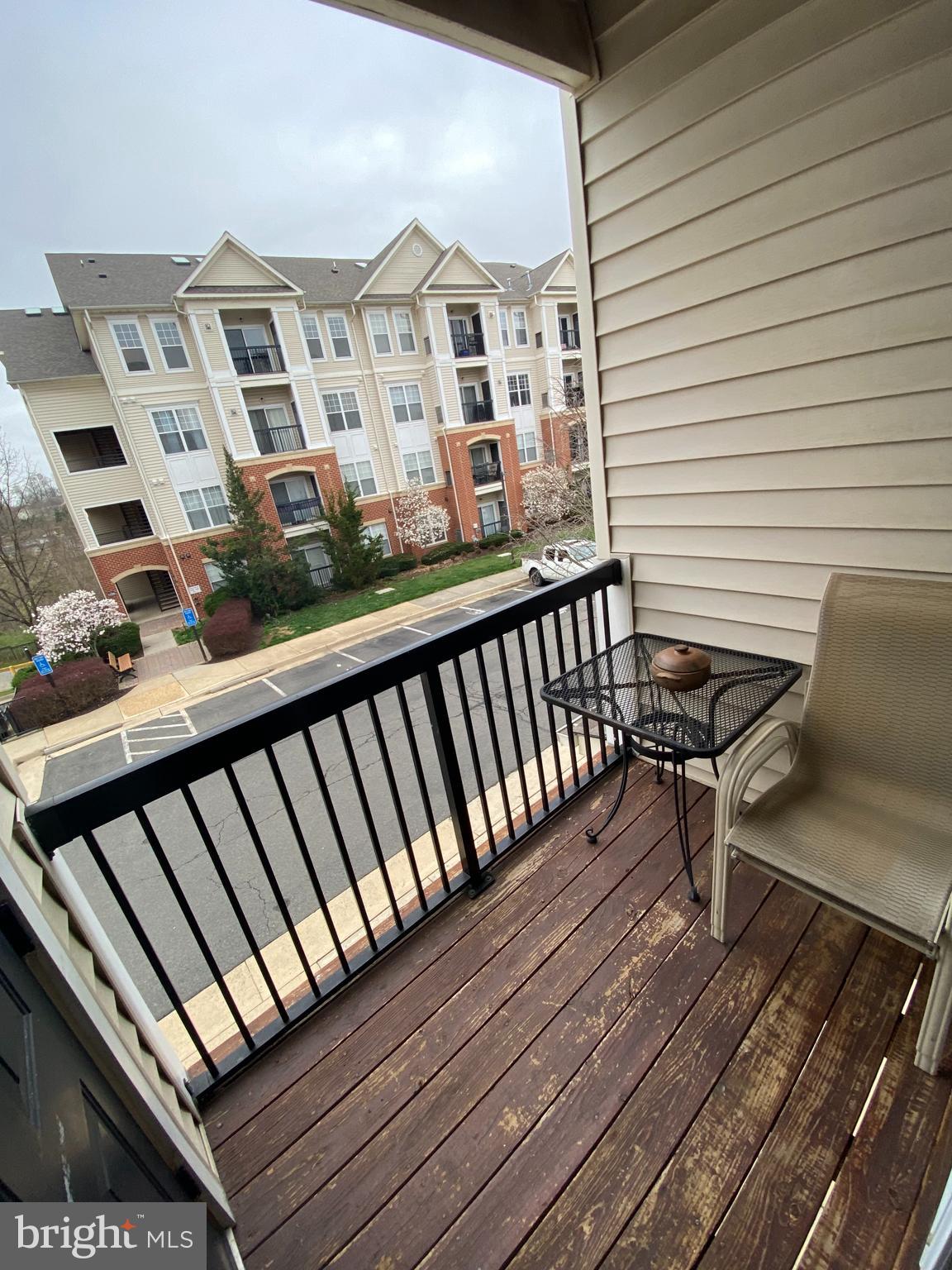 FAIRFAX RIDGE CONDOS - Residential Lease