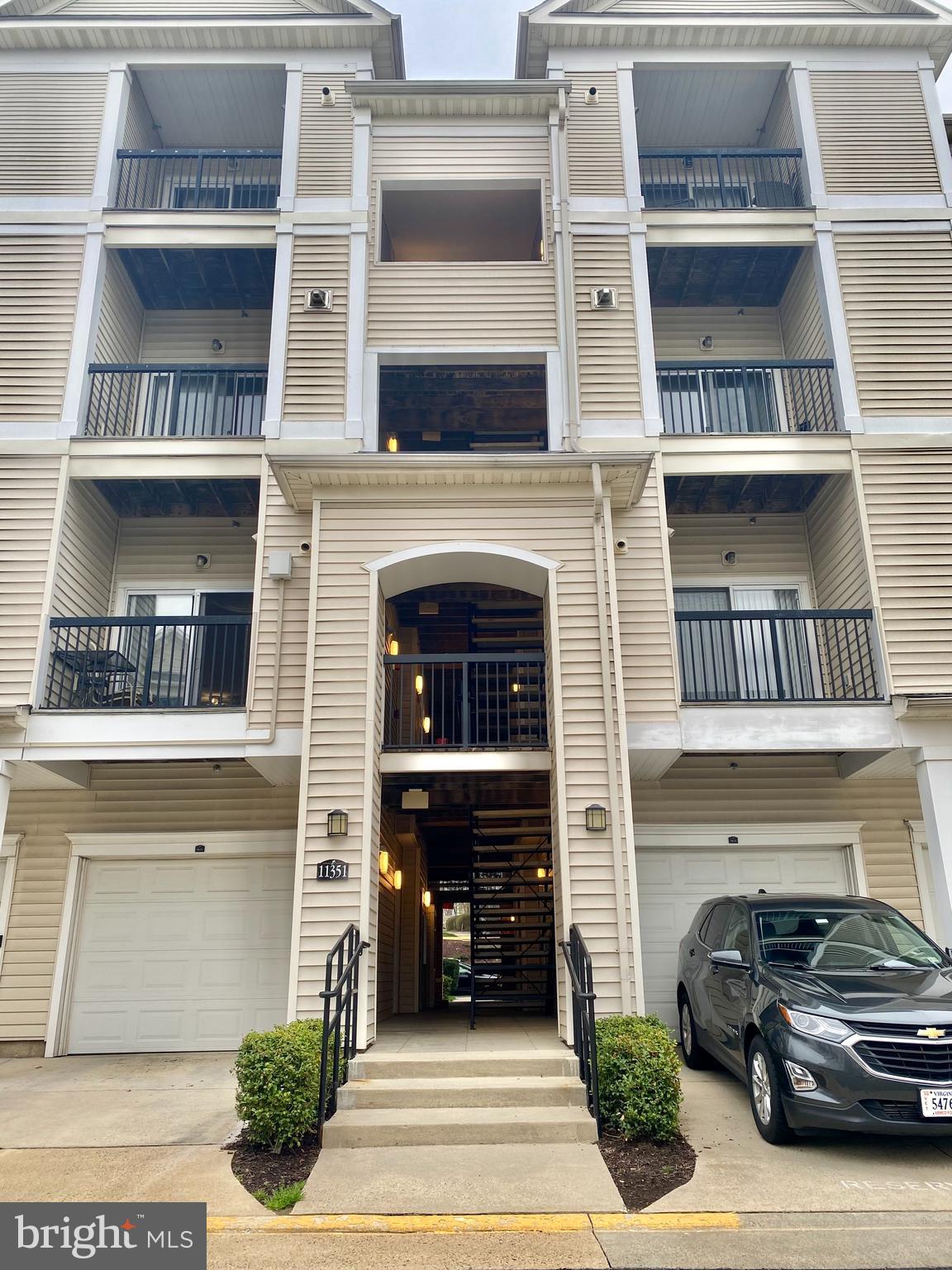 FAIRFAX RIDGE CONDOS - Residential Lease