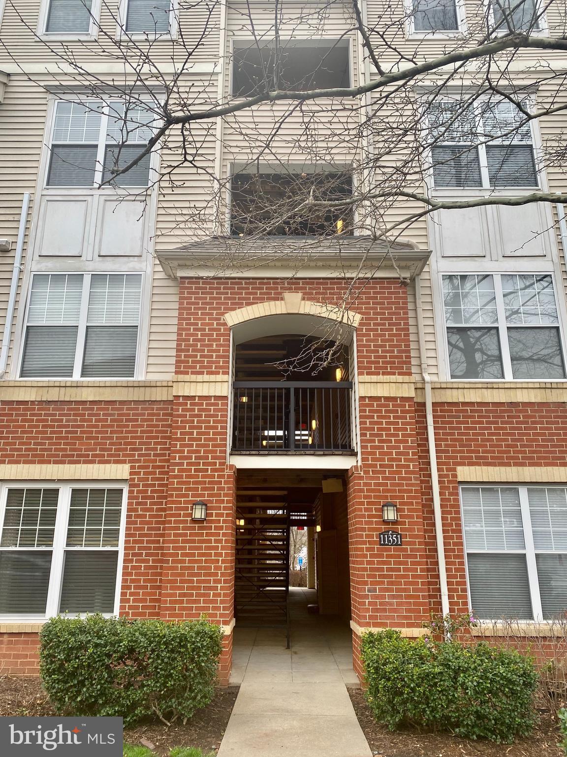 FAIRFAX RIDGE CONDOS - Residential Lease